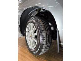 CHEVROLET - SPIN - 2013/2014 - Cinza - R$ 50.900,00