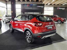 RENAULT - CAPTUR - 2018/2019 - Vermelha - R$ 76.900,00