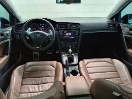 VOLKSWAGEN - GOLF - 2014/2015 - Branca - R$ 84.900,00