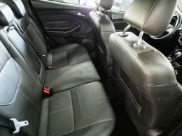 FORD - FOCUS - 2017/2017 - Preta - R$ 74.900,00