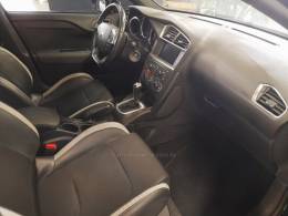 CITROËN - DS4 - 2015/2015 - Preta - R$ 59.900,00