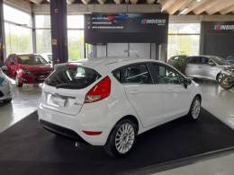 FORD - FIESTA - 2015/2015 - Branca - R$ 54.900,00