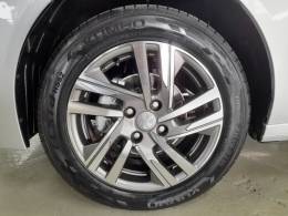 PEUGEOT - 208 - 2022/2022 - Prata - R$ 76.900,00