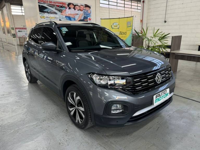 VOLKSWAGEN - T-CROSS - 2021/2021 - Cinza - R$ 108.900,00