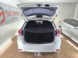 TOYOTA - YARIS - 2019/2019 - Branca - R$ 75.900,00