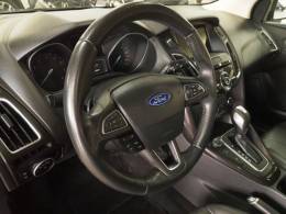 FORD - FOCUS - 2015/2016 - Prata - R$ 73.900,00