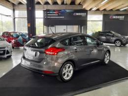 FORD - FOCUS - 2018/2019 - Cinza - R$ 68.900,00