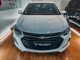 CHEVROLET - ONIX - 2021/2022 - Branca - R$ 88.900,00