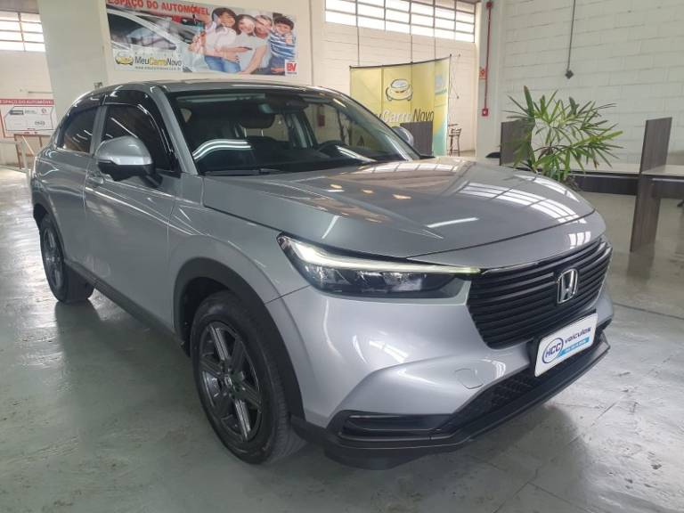 HONDA - HR-V - 2023/2024 - Prata - R$ 149.900,00