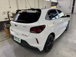 CHEVROLET - ONIX - 2024/2024 - Branca - R$ 93.900,00