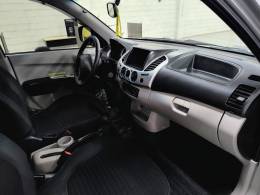 MITSUBISHI - L200 TRITON - 2012/2013 - Prata - R$ 99.900,00
