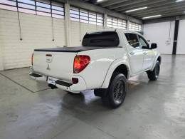 MITSUBISHI - L200 - 2014/2015 - Branca - R$ 129.900,00