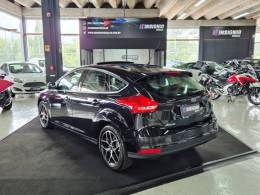 FORD - FOCUS - 2017/2017 - Preta - R$ 74.900,00