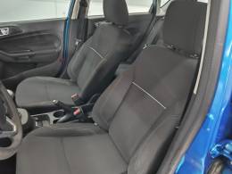 FORD - FIESTA - 2013/2014 - Azul - R$ 42.900,00