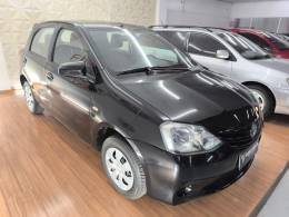 TOYOTA - ETIOS - 2014/2015 - Preta - R$ 46.900,00