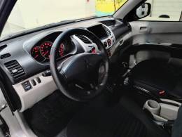 MITSUBISHI - L200 TRITON - 2012/2013 - Prata - R$ 99.900,00