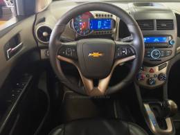 CHEVROLET - SONIC - 2012/2013 - Vermelha - R$ 43.900,00