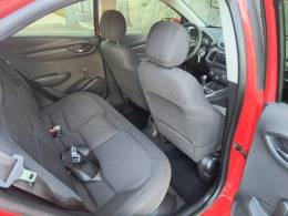 CHEVROLET - ONIX - 2013/2014 - Vermelha - R$ 45.900,00