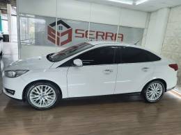 FORD - FOCUS - 2015/2016 - Branca - R$ 64.900,00