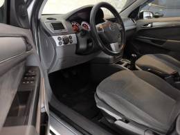 CHEVROLET - VECTRA - 2011/2011 - Prata - R$ 41.900,00