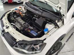 VOLKSWAGEN - SAVEIRO - 2014/2015 - Branca - R$ 47.900,00