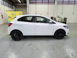 CHEVROLET - ONIX - 2014/2014 - Branca - R$ 52.900,00