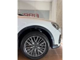 AUDI - Q3 - 2022/2022 - Branca - R$ 259.900,00