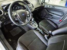 FORD - FIESTA - 2015/2016 - Branca - R$ 49.900,00