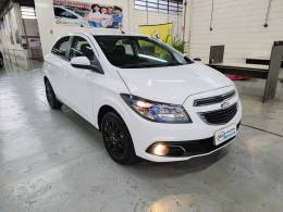 CHEVROLET - ONIX - 2014/2014 - Branca - R$ 52.900,00