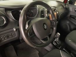 RENAULT - CAPTUR - 2018/2019 - Vermelha - R$ 76.900,00