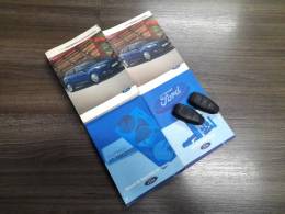 FORD - FOCUS - 2015/2016 - Azul - R$ 64.900,00
