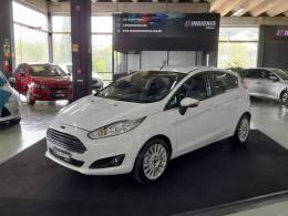 FORD - FIESTA - 2015/2015 - Branca - R$ 53.900,00