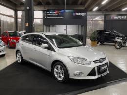 FORD - FOCUS - 2014/2015 - Prata - R$ 56.900,00