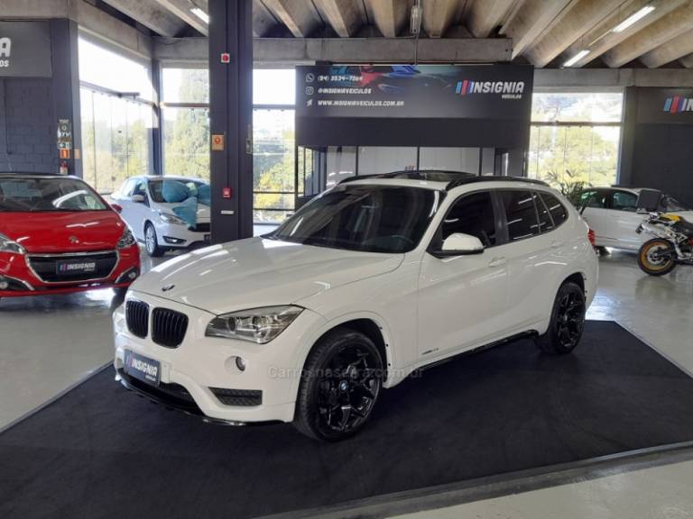 BMW - X1 - 2015/2015 - Branca - R$ 99.900,00