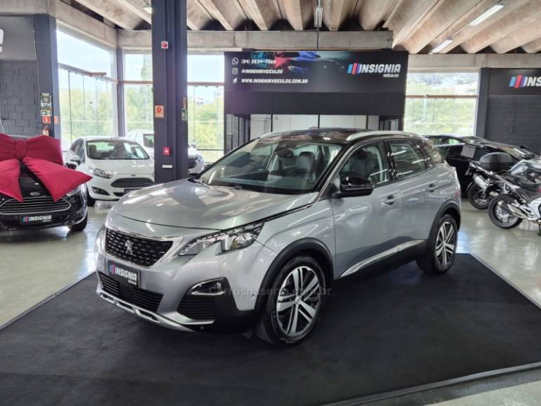PEUGEOT - 3008 - 2018/2019 - Prata - R$ 116.900,00