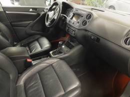 VOLKSWAGEN - TIGUAN - 2012/2013 - Branca - R$ 71.900,00