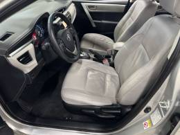 TOYOTA - COROLLA - 2015/2015 - Prata - R$ 88.900,00