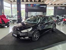 FORD - FOCUS - 2017/2017 - Preta - R$ 74.900,00