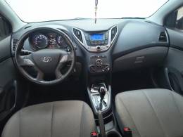 HYUNDAI - HB20S - 2013/2014 - Branca - R$ 56.900,00