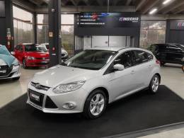 FORD - FOCUS - 2014/2015 - Prata - R$ 56.900,00