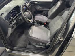 VOLKSWAGEN - T-CROSS - 2024/2024 - Cinza - R$ 126.900,00