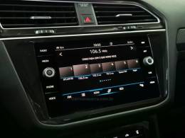 VOLKSWAGEN - TIGUAN - 2023/2024 - Azul - R$ 226.900,00