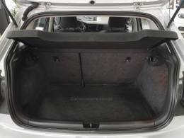 VOLKSWAGEN - POLO - 2018/2018 - Prata - R$ 75.900,00