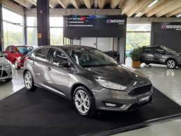 FORD - FOCUS - 2018/2019 - Cinza - R$ 68.900,00