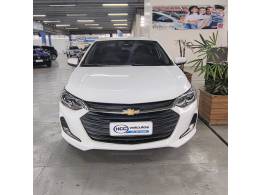 CHEVROLET - ONIX - 2022/2023 - Branca - R$ 96.900,00