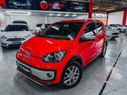 VOLKSWAGEN - UP - 2015/2016 - Vermelha - R$ 56.900,00