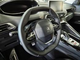 PEUGEOT - 3008 - 2018/2019 - Prata - R$ 116.900,00