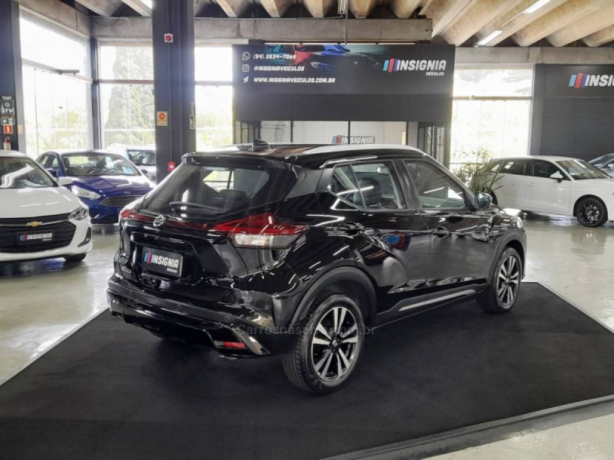 NISSAN - KICKS - 2021/2022 - Preta - R$ 97.900,00