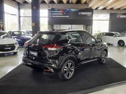 NISSAN - KICKS - 2021/2022 - Preta - R$ 97.900,00
