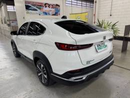 FIAT - FASTBACK - 2023/2023 - Branca - R$ 109.900,00